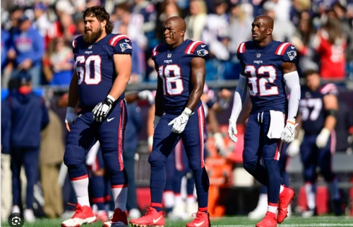 Patriots' Jarrod Mayo praises Romond Stevenson as 'one of the better running backs in the league,' two sides in contract talks