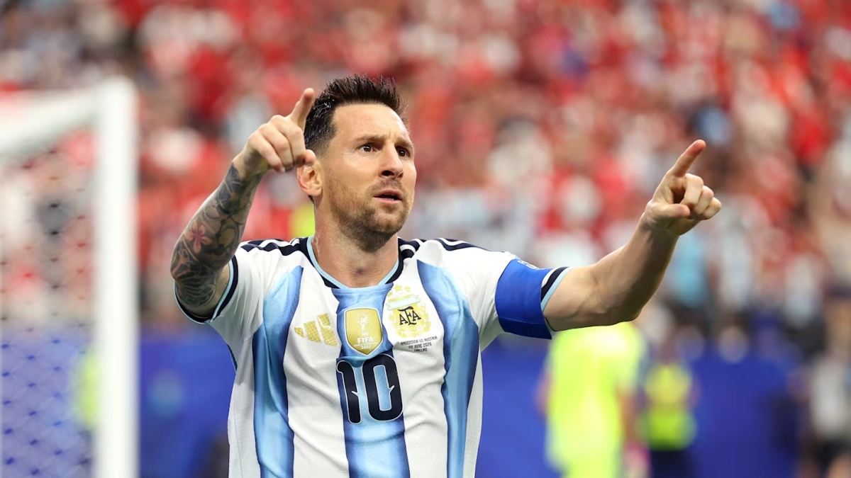 Lionel Messi, Argentina No. 10, a star player who performed exceptionally well in the 2026 World Cup