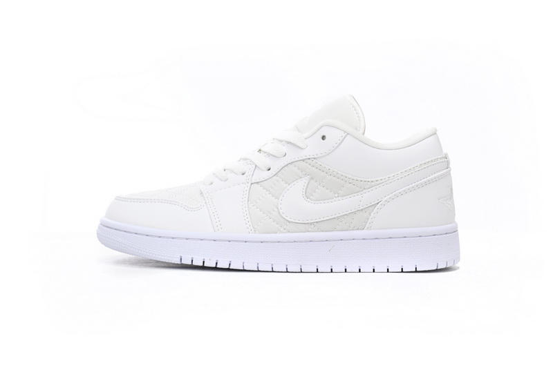  Air Jordan 1 Low Quilted “Triple White DB6480-100