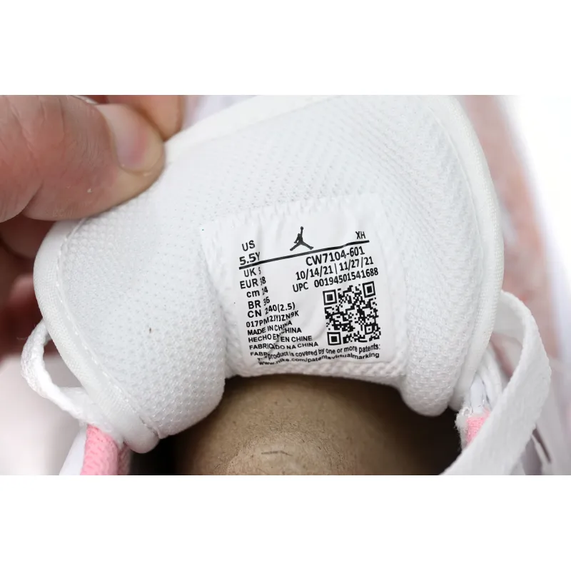 Air Jordan 1 Low Paint Drip (GS) CW7104-601