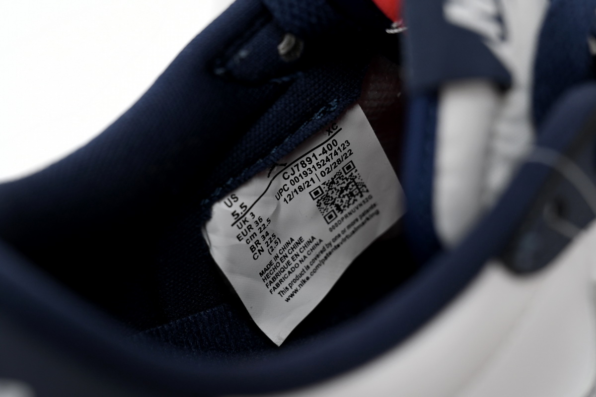 Air Jordan 1 Low SB Midnight Navy CJ7891-400 