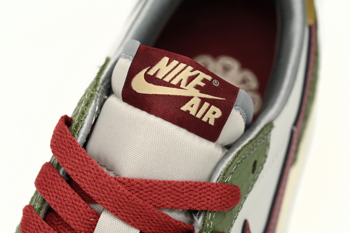 Air Jordan 1 Retro Low OG Year of the Dragon (2024) FN3727-100 