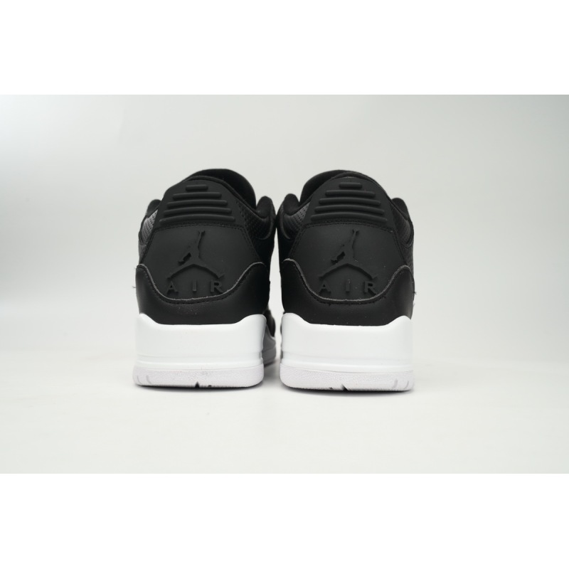 Air Jordan 3 Retro Cyber Monday (2016) 136064-020 