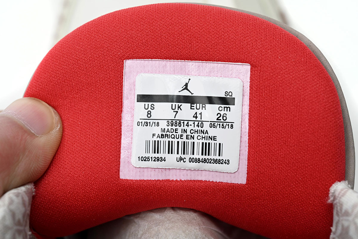 Air Jordan 3 Retro International Flight (GS) 398614-140