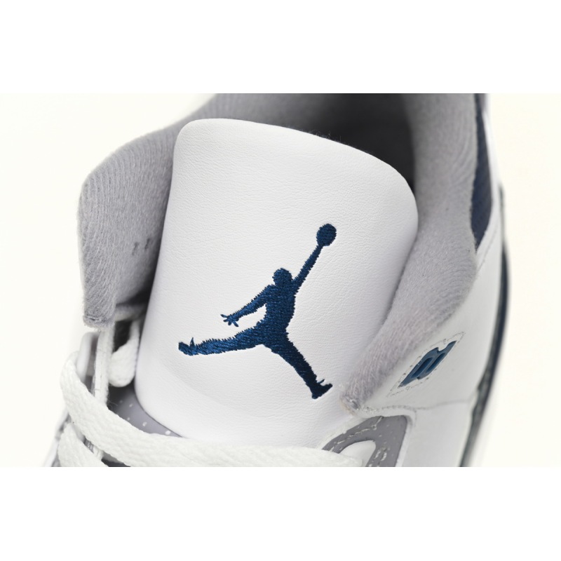 Air Jordan 3 Retro Midnight Navy CT8532-140