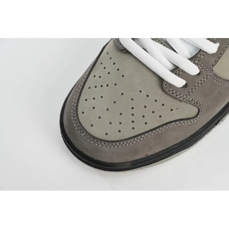  Concepts x Nike SB Dunk Low Grey Lobster  BV1310-105
