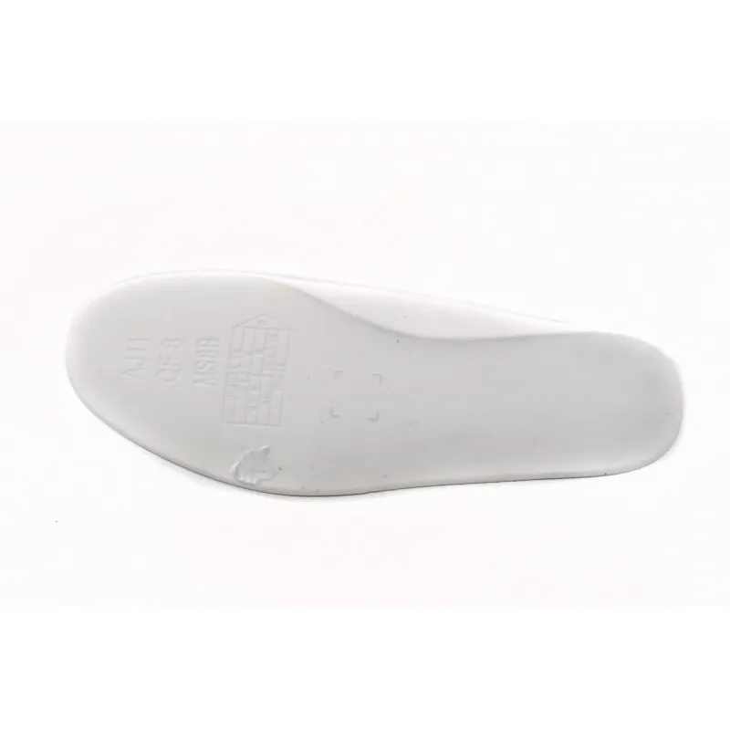 Air Jordan 11 Retro Low Concord Bred AV2187-160