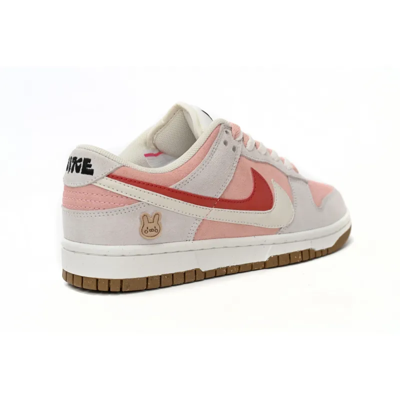 Nike SB Dunk Low “Year of the Rabbit”  DO9457-100