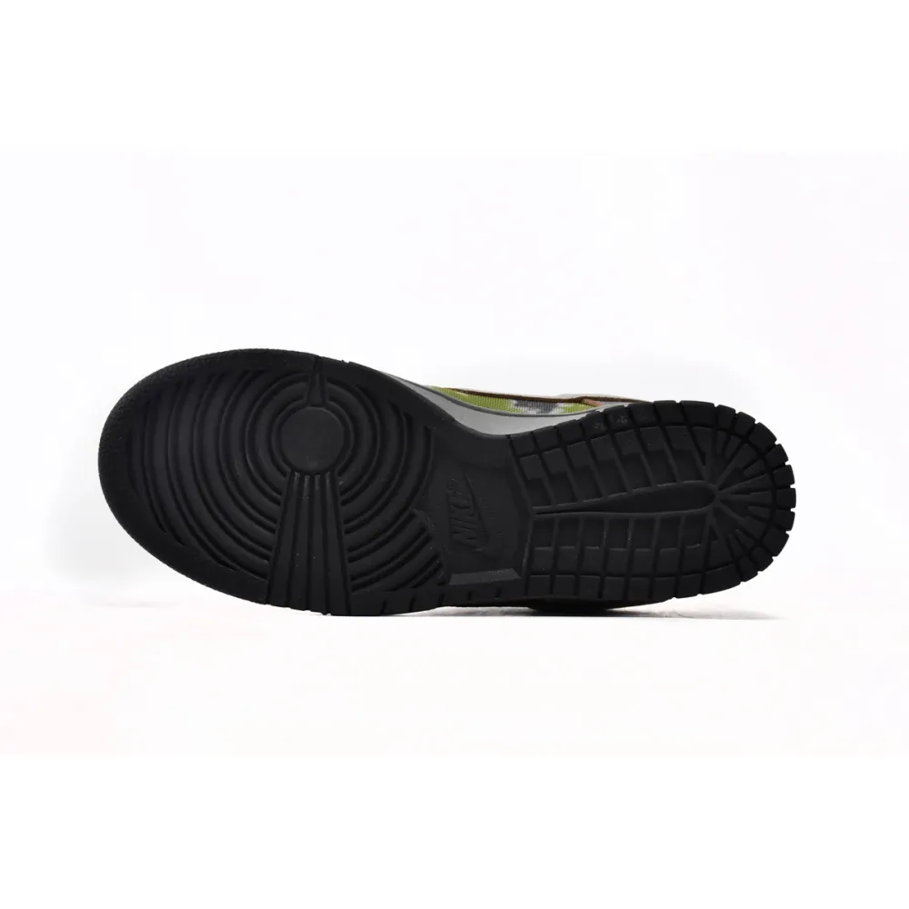 Nike SB Dunk Low HUF Wait, What!? (Friends and Family) FD8775-002