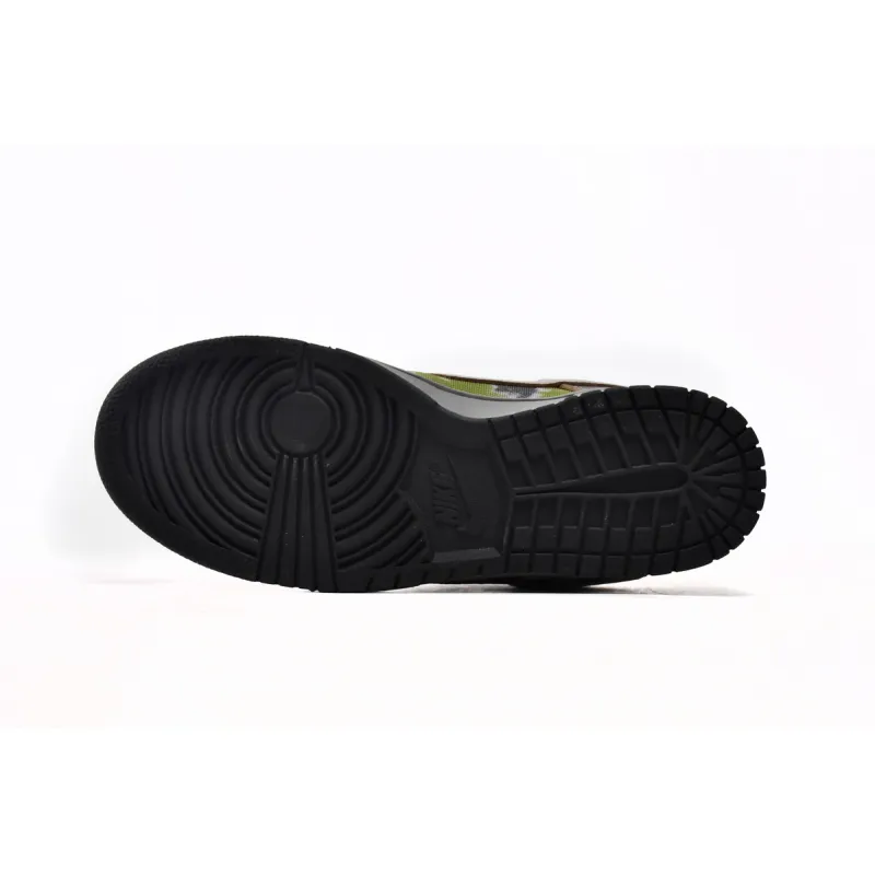 Nike SB Dunk Low HUF Wait, What!? (Friends and Family) FD8775-002