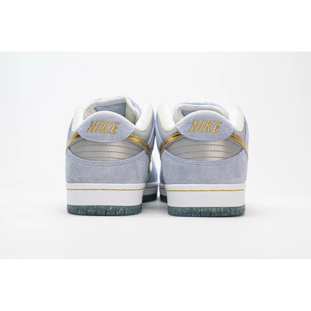 Nike SB Dunk Low Sean Cliver  DC9936-100