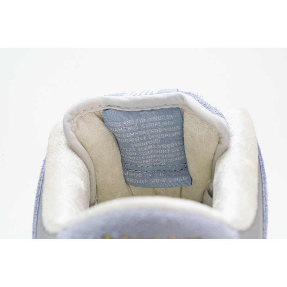 Nike SB Dunk Low Sean Cliver  DC9936-100