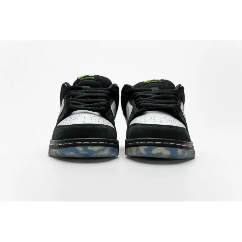 Nike SB Dunk Low Staple Panda Pigeon  BV1310-013 