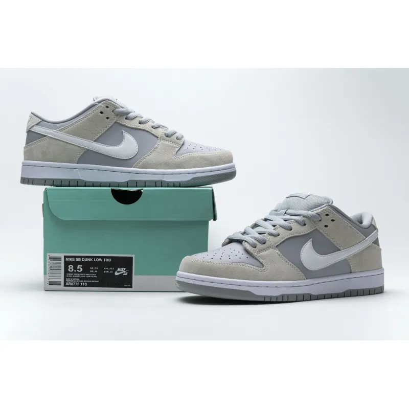 Nike SB Dunk Low Summit White Wolf Grey AR0778-110