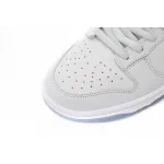 Nike SB Dunk Low White Lobster (Friends and Family) FD8776-100