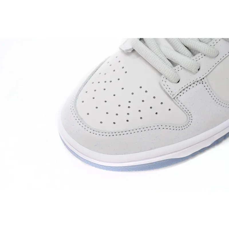 Nike SB Dunk Low White Lobster (Friends and Family) FD8776-100