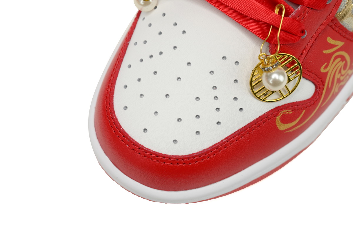  Nike Dunk Low Auspicious Sign  FD9762-061