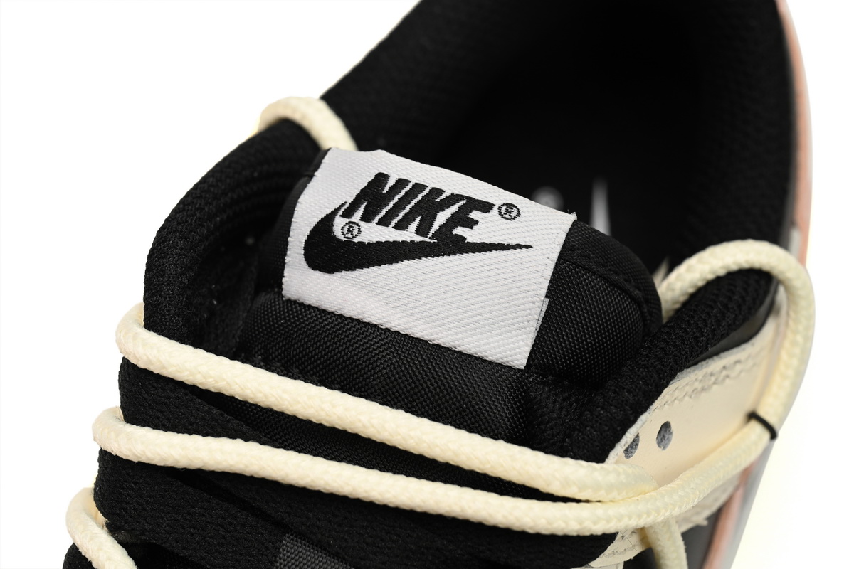  Nike Dunk Low Smoked Roses  FD1232-001