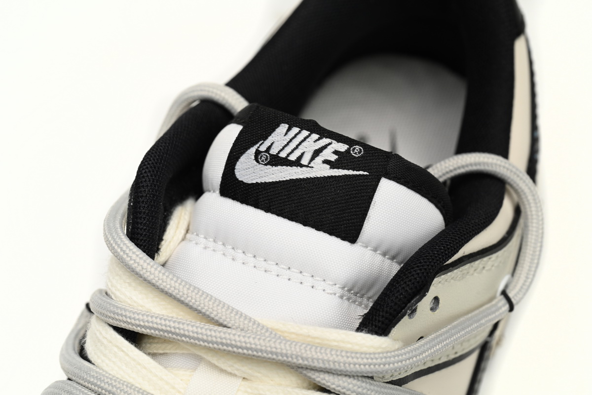 Nike Dunk Low Interstellar black and white   DD1391-100