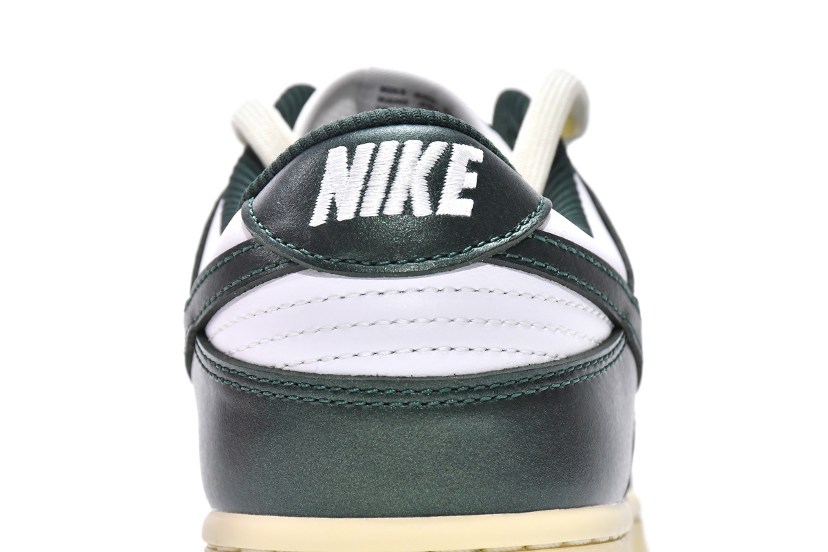 Nike Dunk Low Vintage Green (Women's) DQ8580-100