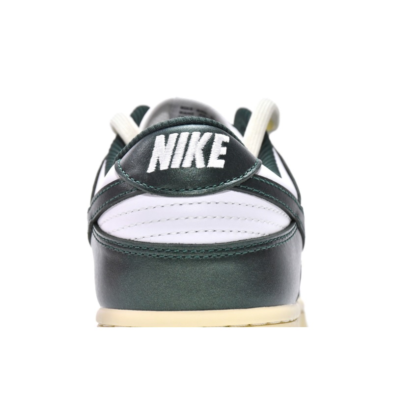 Nike Dunk Low Vintage Green (Women's) DQ8580-100