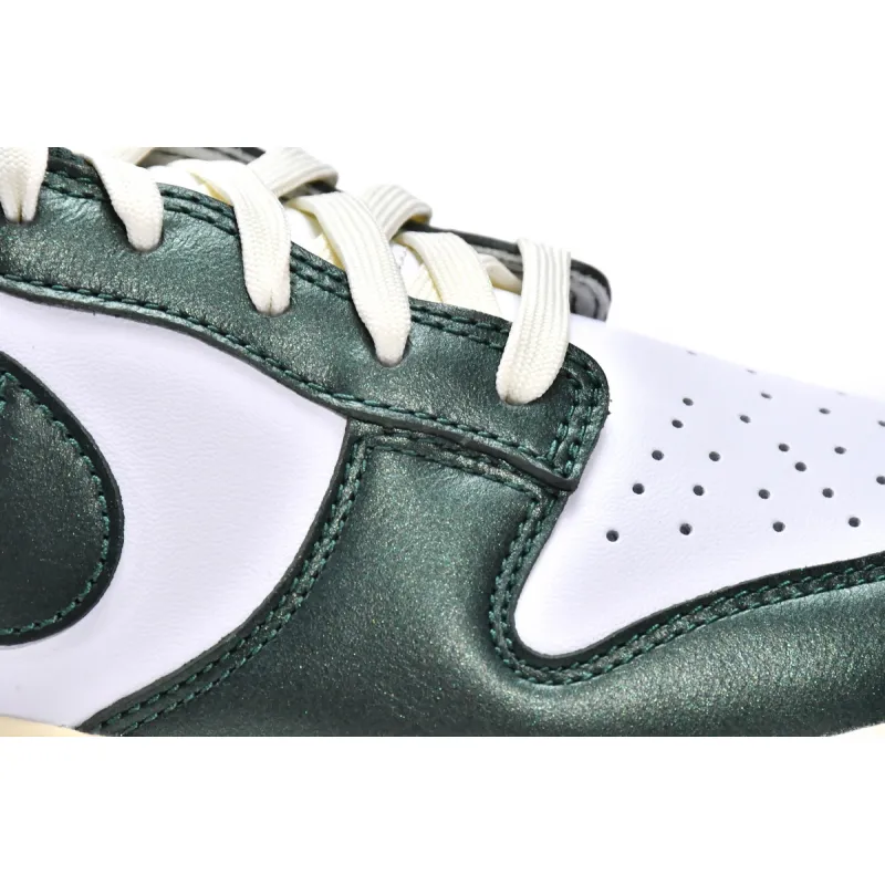 Nike Dunk Low Vintage Green (Women's) DQ8580-100