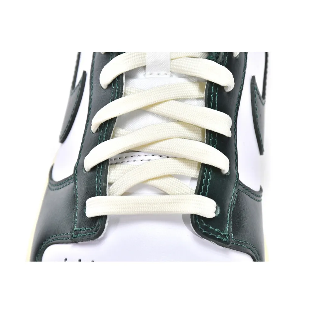 Nike Dunk Low Vintage Green (Women's) DQ8580-100