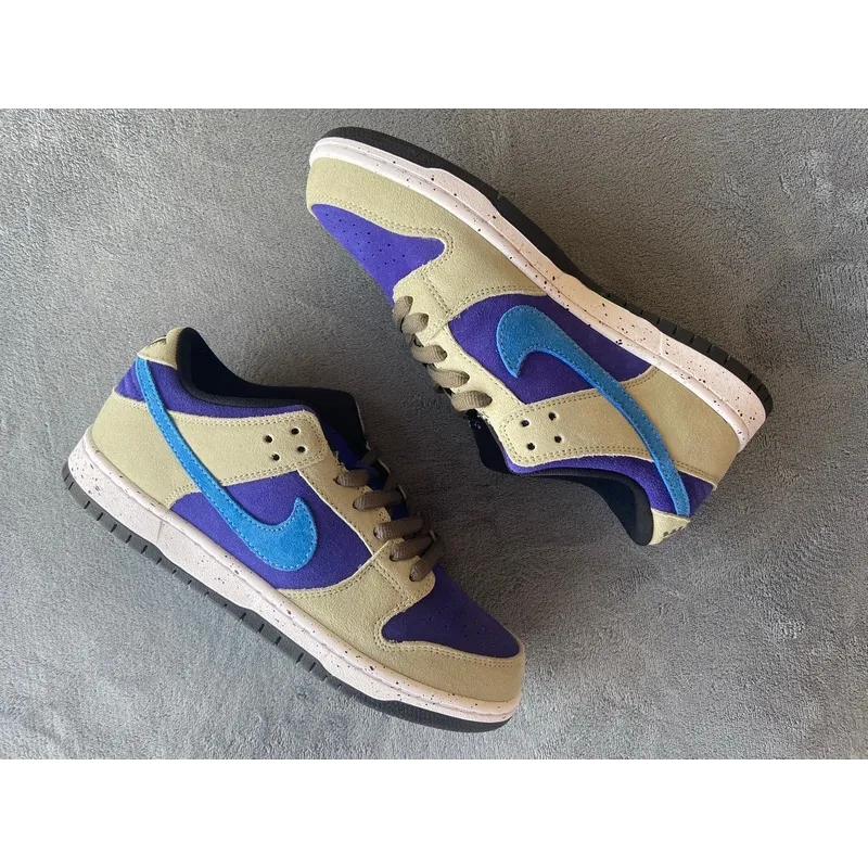 Nike SB Dunk Low ACG Celadon BQ6817-301