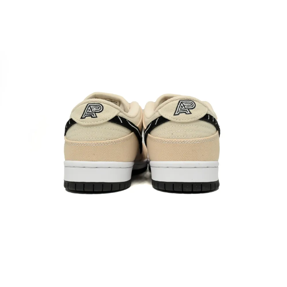 Nike SB Dunk Low Albino & Preto FD2627-200