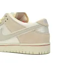Nike SB Dunk Low City of Love Light Bone  FZ5654-100 