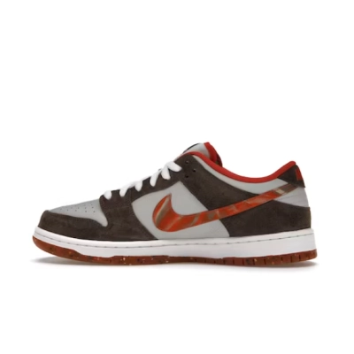 Nike SB Dunk Low Crushed D.C. DH7782-001 01