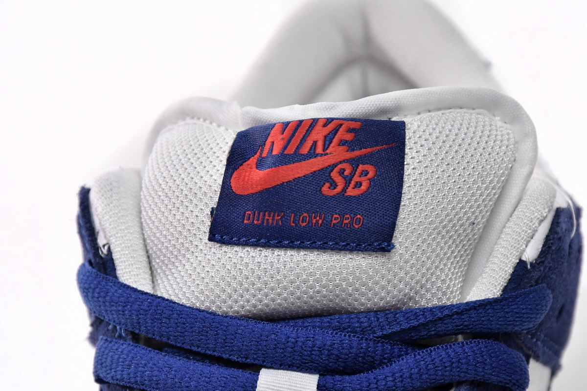 Nike SB Dunk Low Los Angeles Dodgers DO9395-400