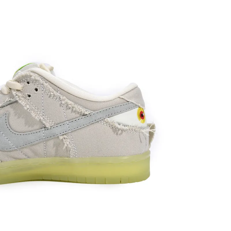Nike SB Dunk Low Mummy  DM0774-111 