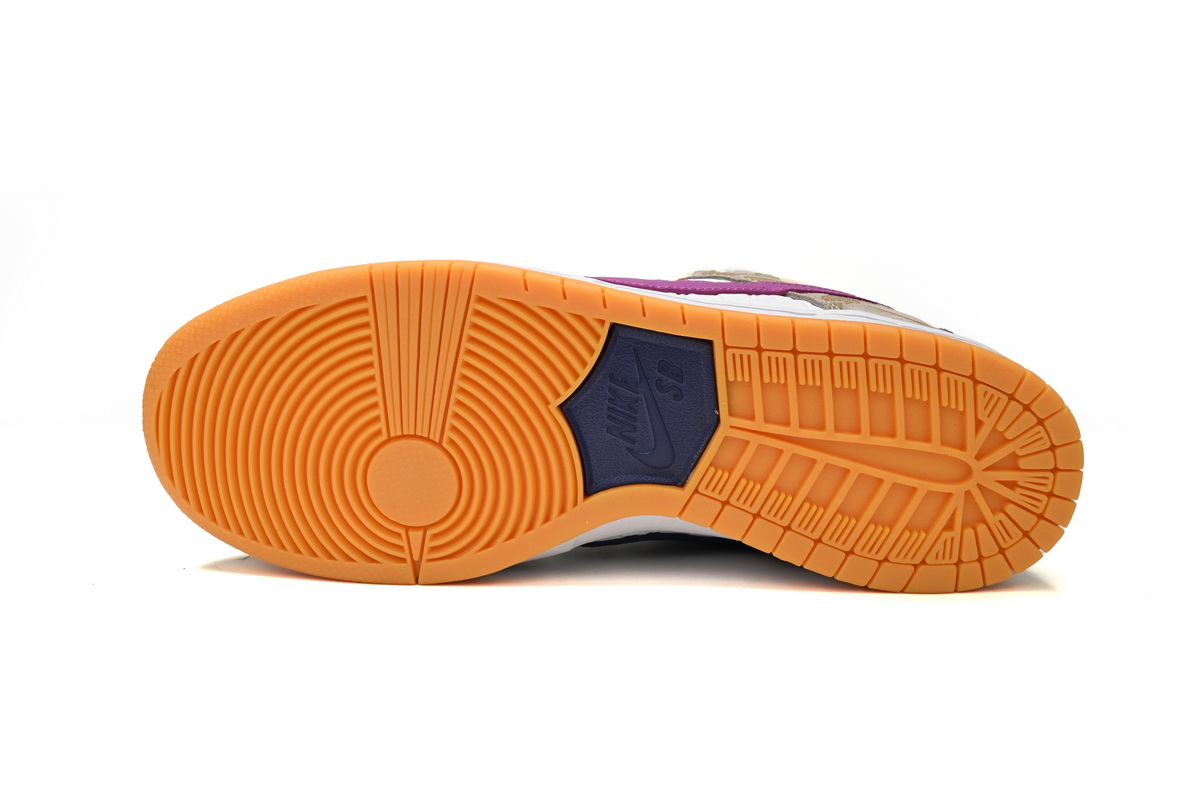 Nike SB Dunk Low Rayssa Leal  FZ5251-001