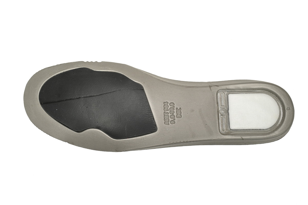 Nike SB Dunk Low Rayssa Leal  FZ5251-001