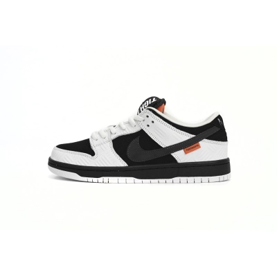 Nike SB Dunk Low TIGHTBOOTH FD2629-100  01
