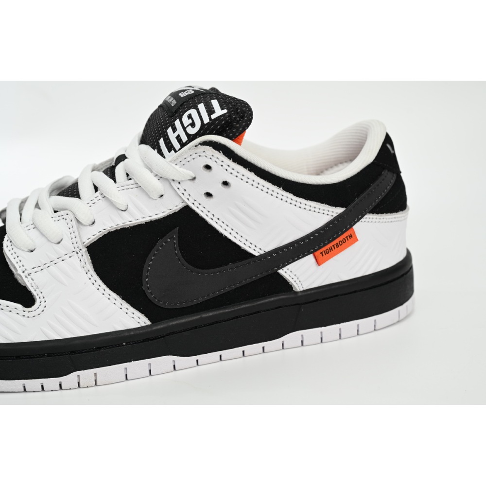 Nike SB Dunk Low TIGHTBOOTH FD2629-100 