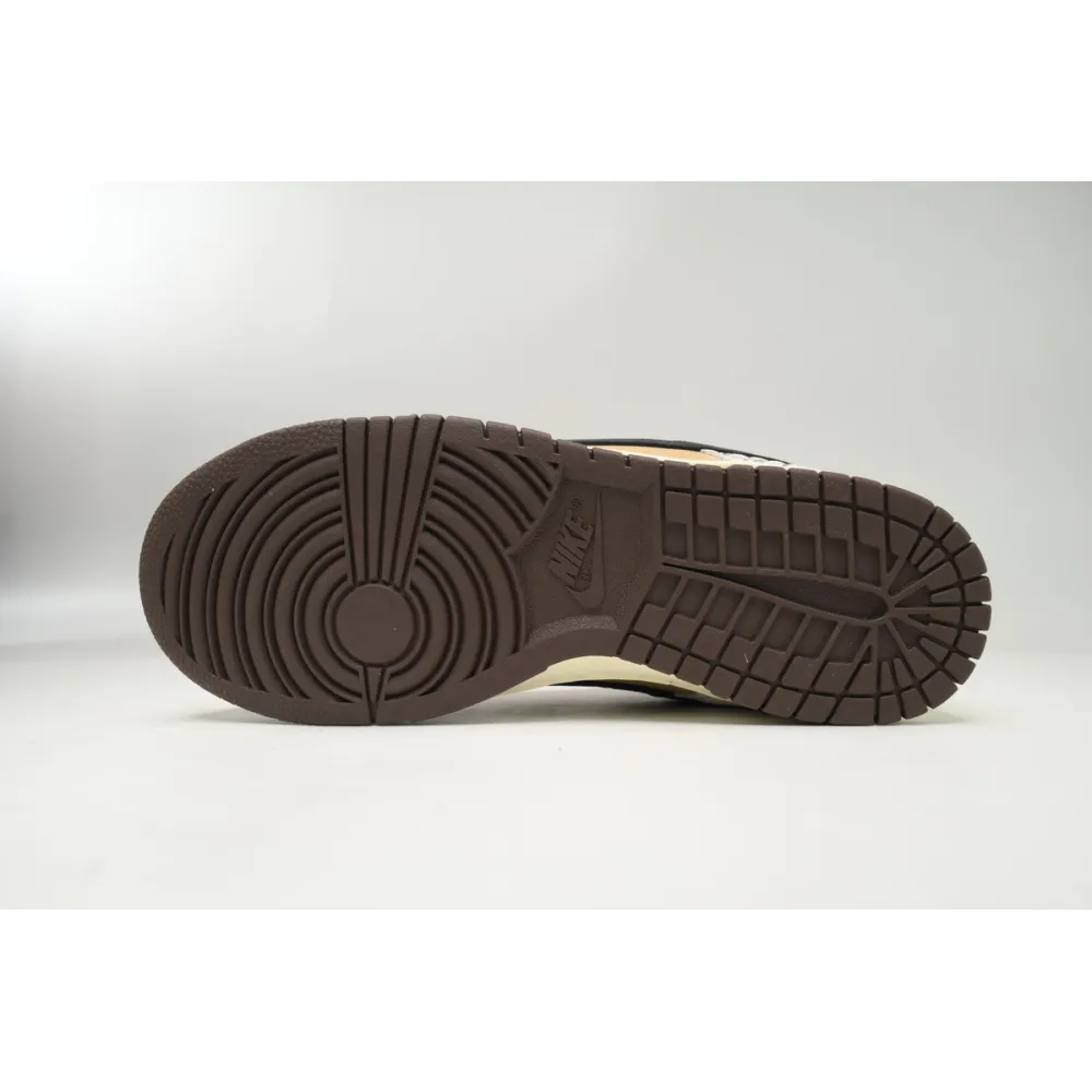 Nike Travis Scott X Nike SB Dunk Low Grey White Cashew Fruit CT5053-010