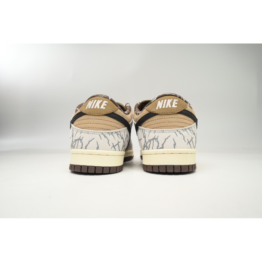 Nike Travis Scott X Nike SB Dunk Low Grey White Cashew Fruit CT5053-010