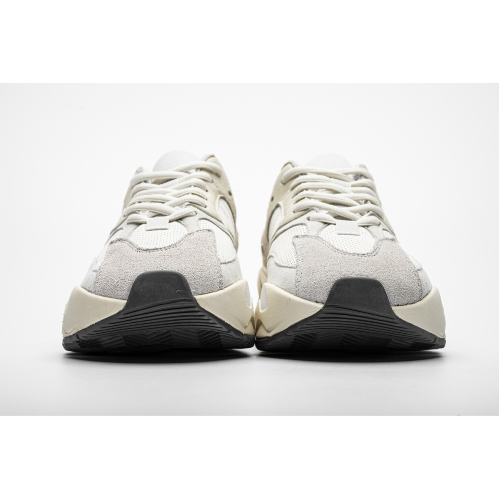 Adidas Yeezy Boost 700 Analog (2019/2023)  EG7596