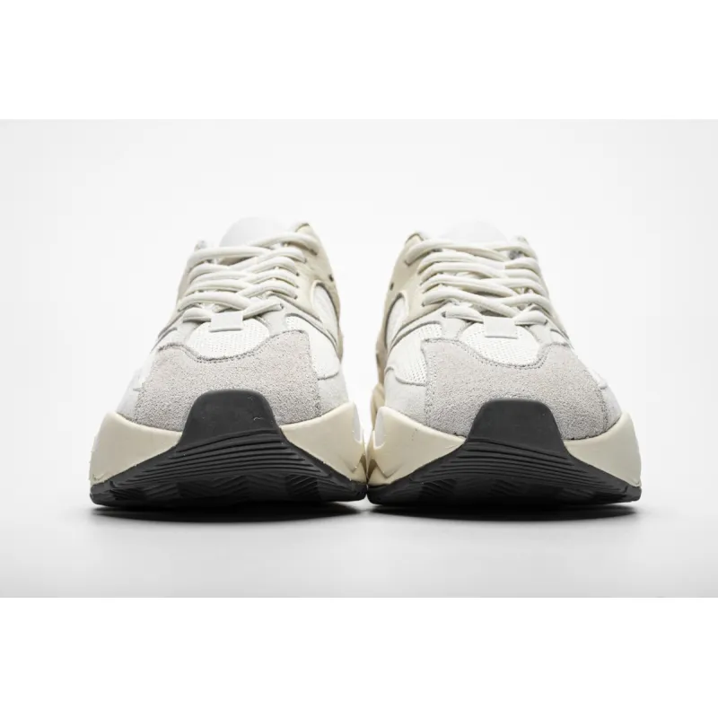 Adidas Yeezy Boost 700 Analog (2019/2023)  EG7596