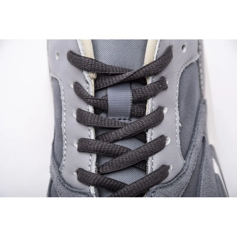 Adidas Yeezy Boost 700 Magnet  FV9922