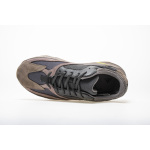 Adidas Yeezy Boost 700 Mauve  EE9614