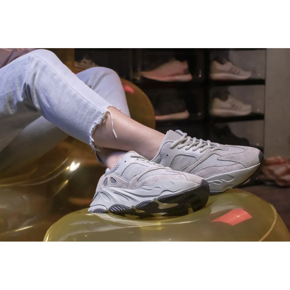 Adidas Yeezy Boost 700 Salt (2019/2023)  EG7487