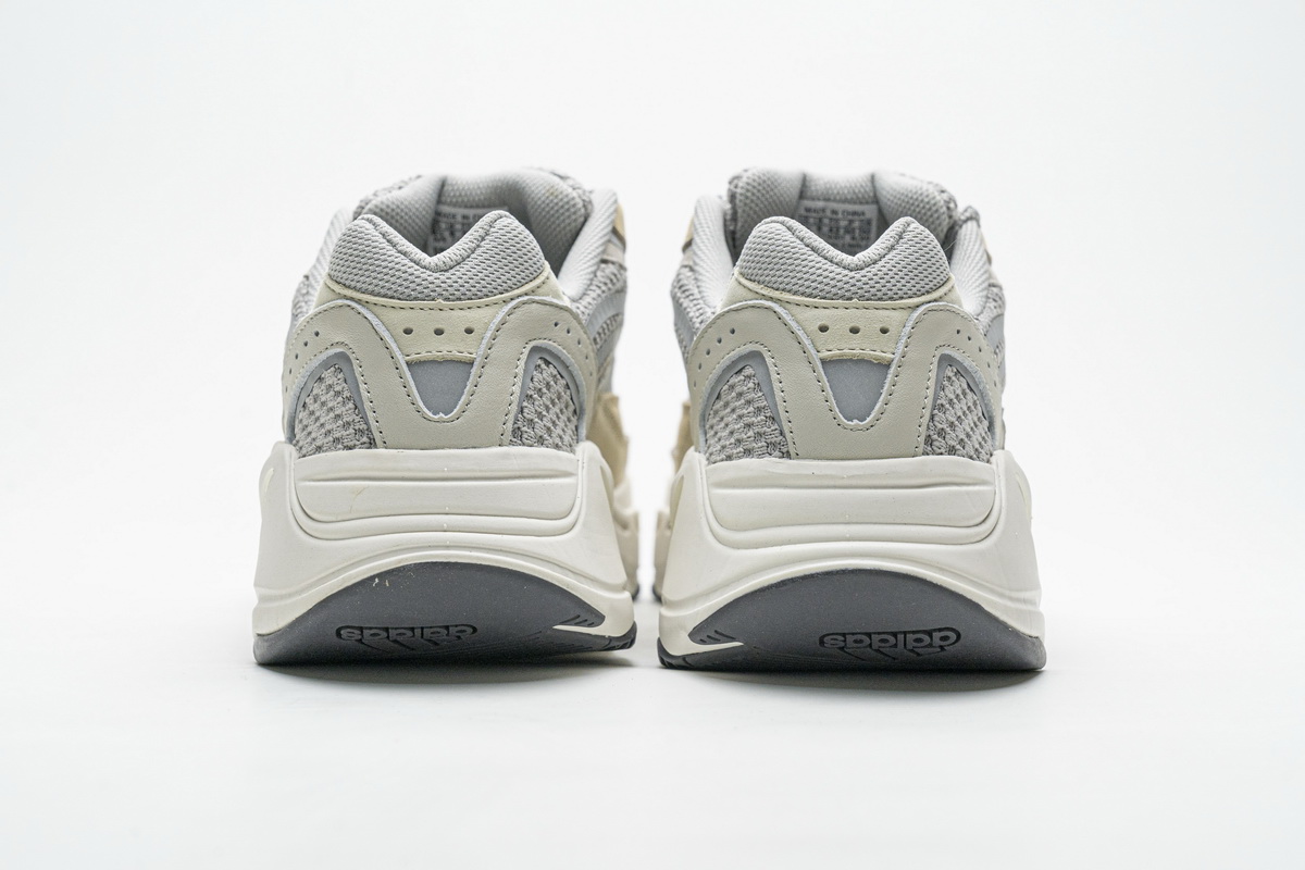 Adidas Yeezy Boost 700 V2 Cream GY7924