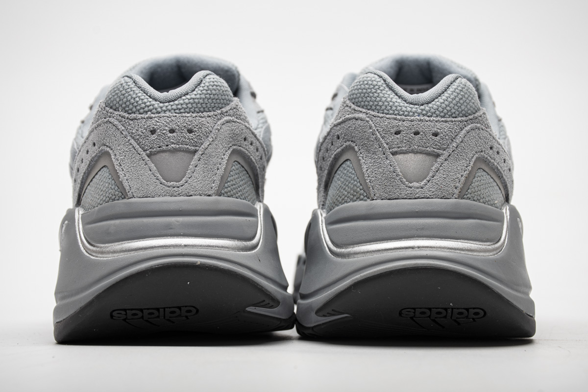 Adidas Yeezy Boost 700 V2 Hospital Blue FV8424