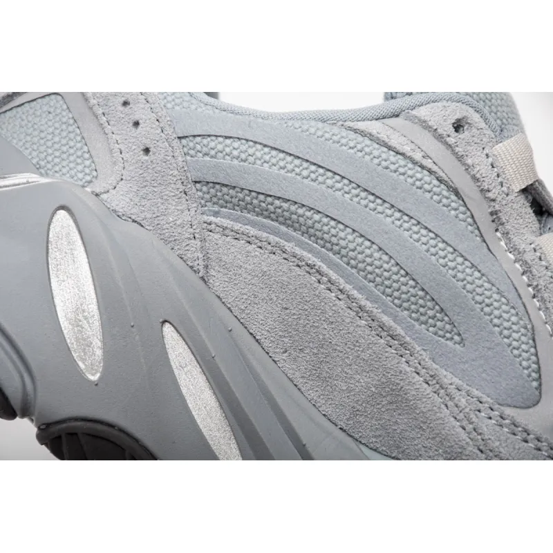 Adidas Yeezy Boost 700 V2 Hospital Blue FV8424