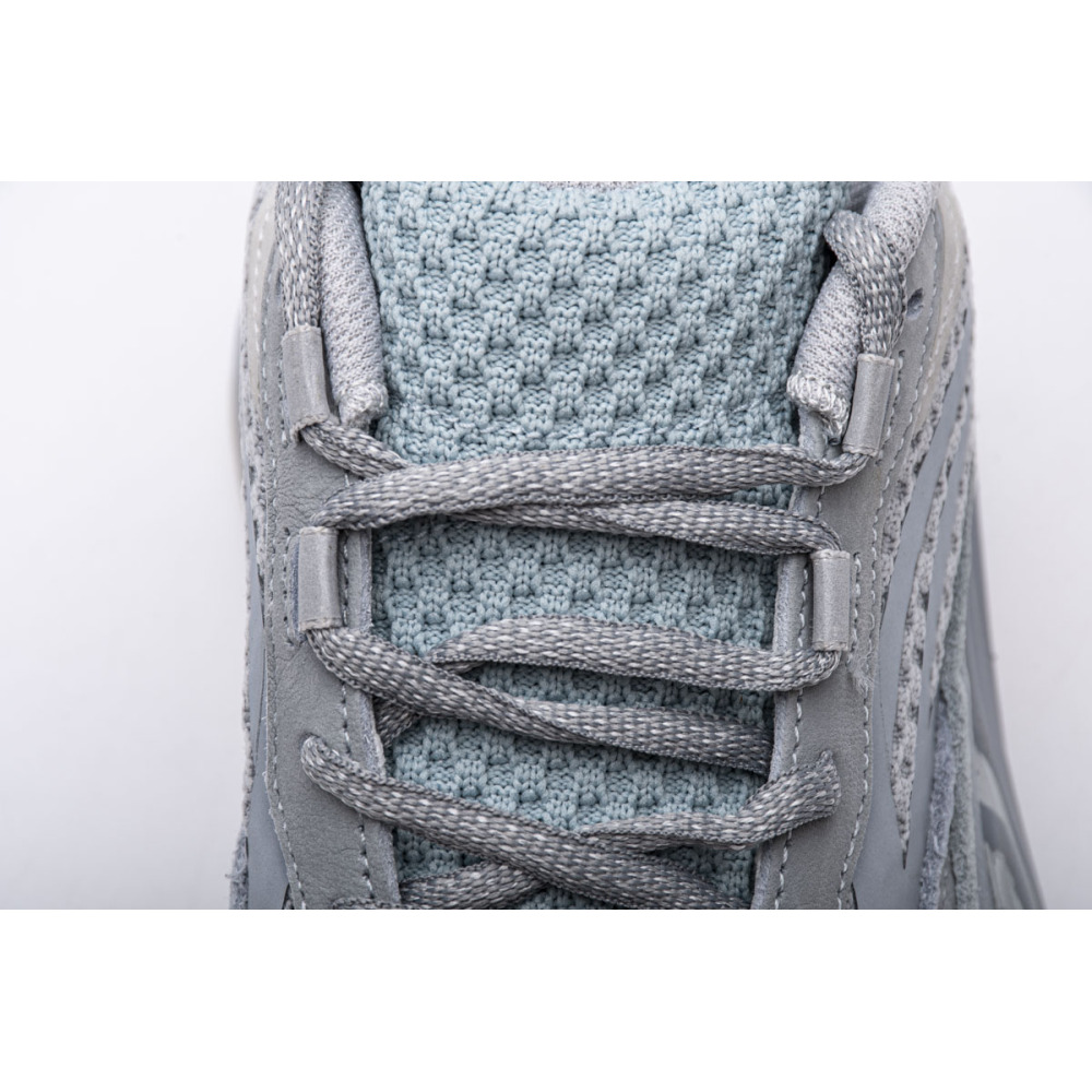 Adidas Yeezy Boost 700 V2 Inertia  FW2549