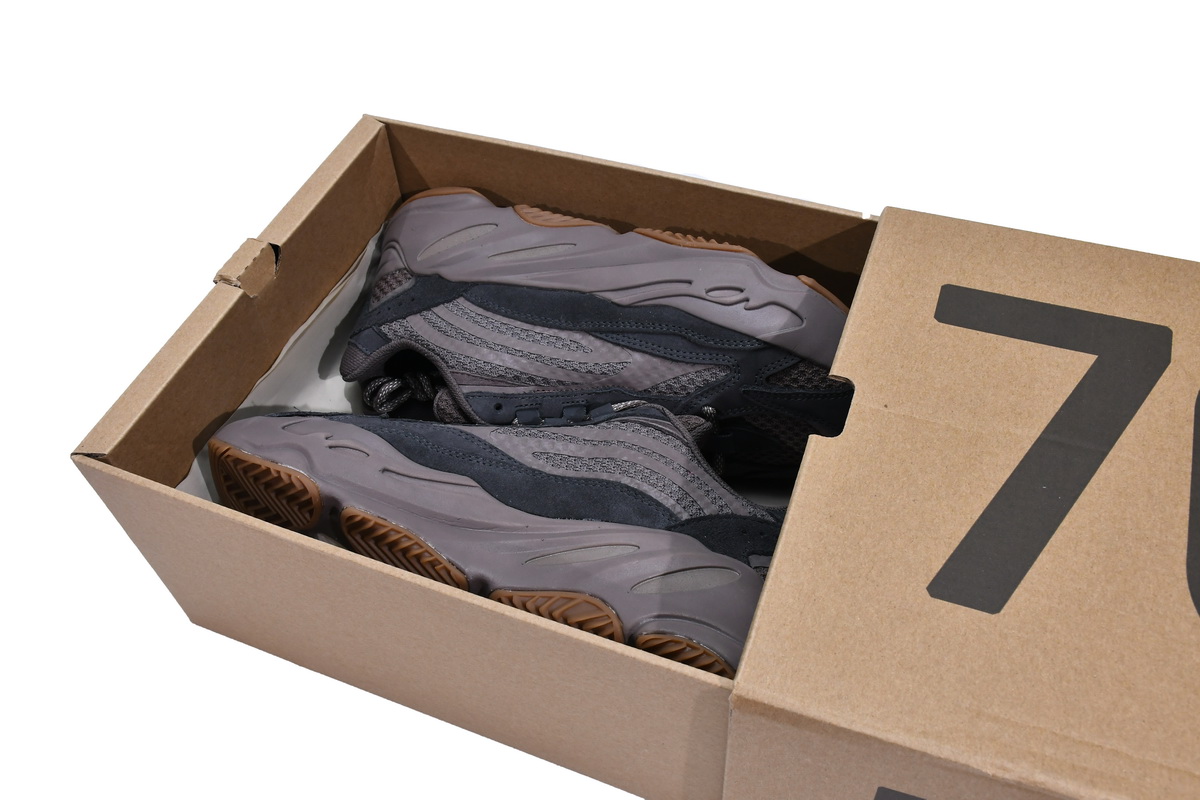 Adidas Yeezy Boost 700 V2 Mauve GZ0724 