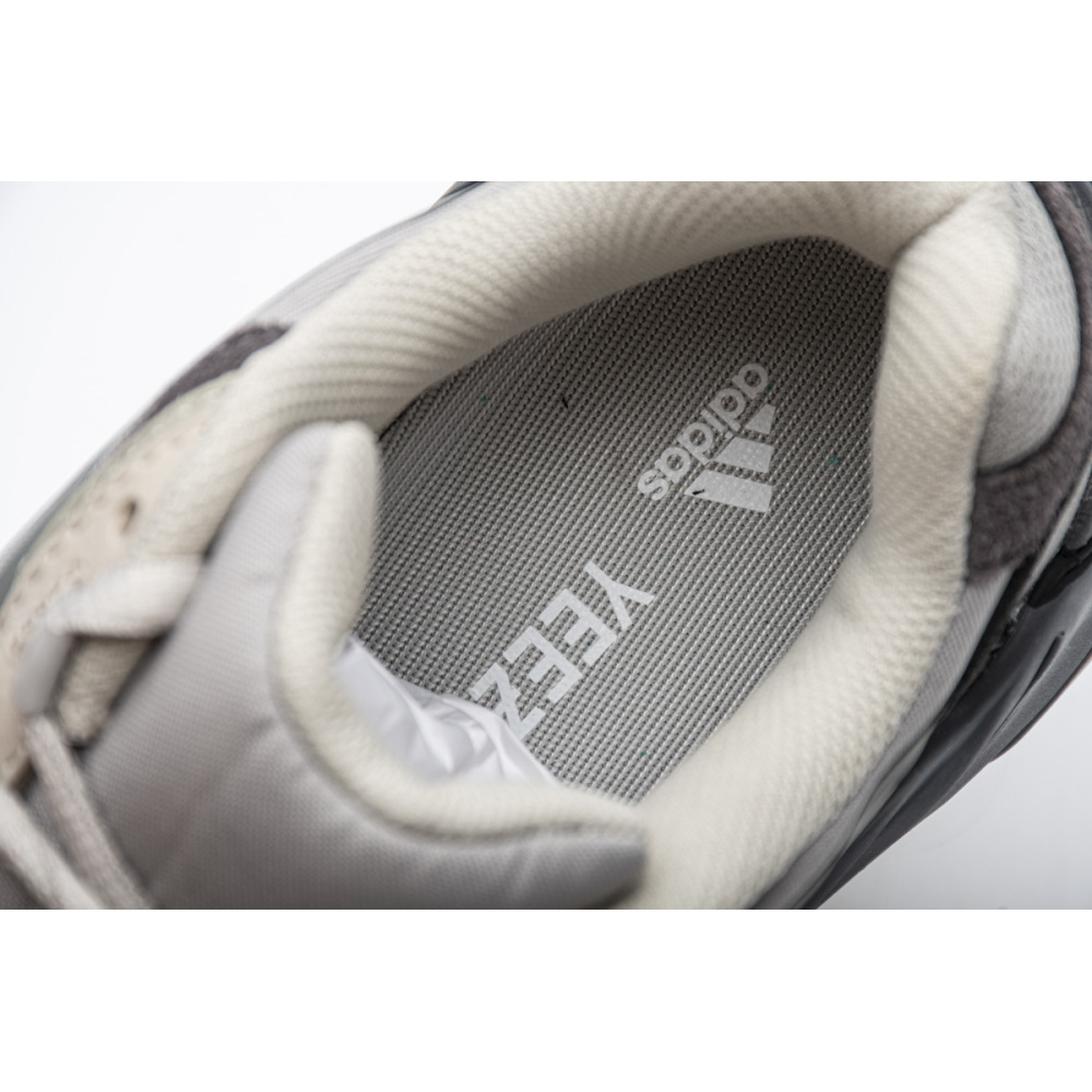 Adidas Yeezy Boost 700 V2 Tephra (2019/2023)  FU7914
